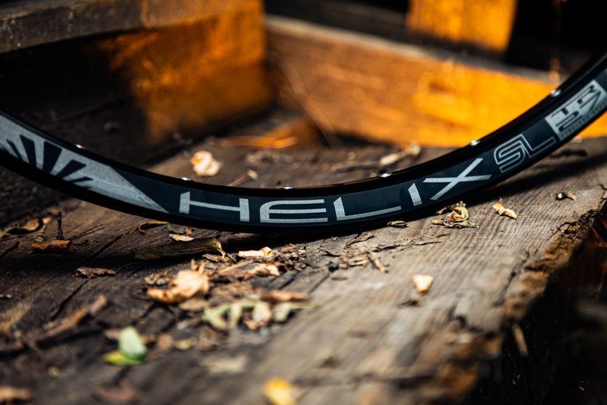 Обід SUNringle Helix TR27 SL 29", 622x24, 32 отв, чорний, tubeless ready RM8E14813605C фото
