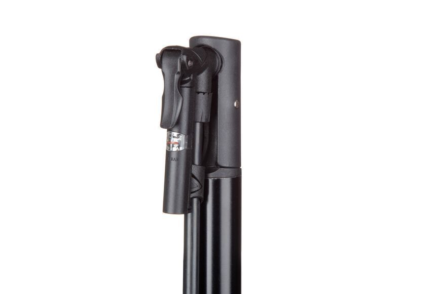 Насос компактний DNK Step 20 алюміній, макс. тиск 80 psi, з манометром на шлангу, голівка під FV/AV 2526116104856 фото