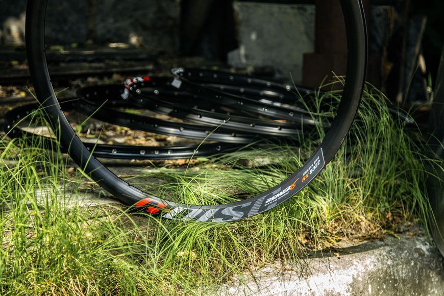 Обод Remerx G-DISC RX 5022, 28'', 622x22, 32 отв., FV, черный анодированный, E-Bike, бескамерный 62230502030101000001 фото