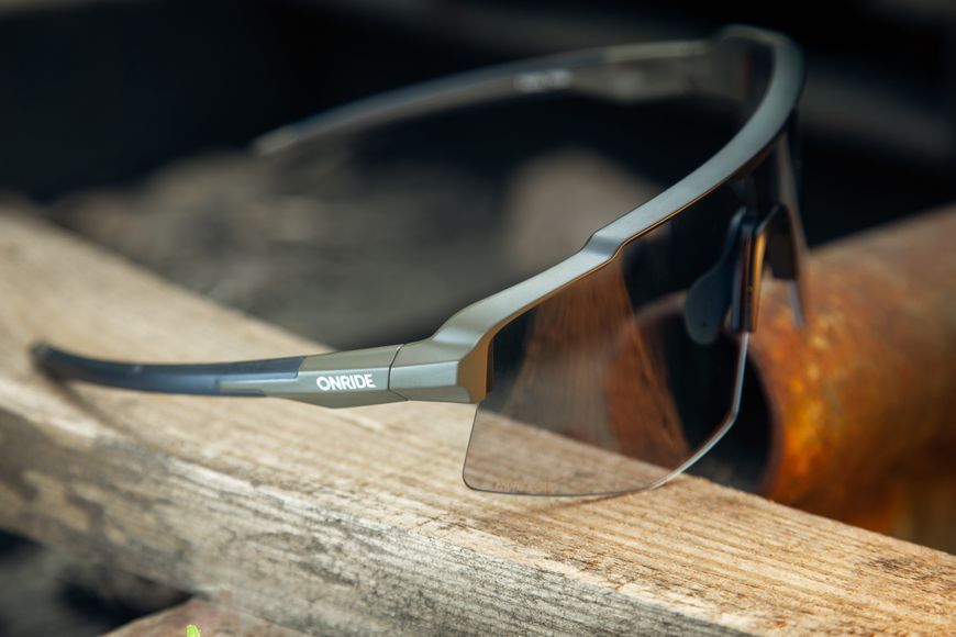 Очки ONRIDE Felicity, матовый черный/хаки, линза Photochromic (84-25%) + AntiFog 6936116101489 фото