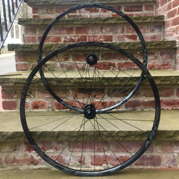 Обод Race Face Arc Offset 40 Rim 27.5", 28H, 2019 ORM19ARCOS4027.528H фото