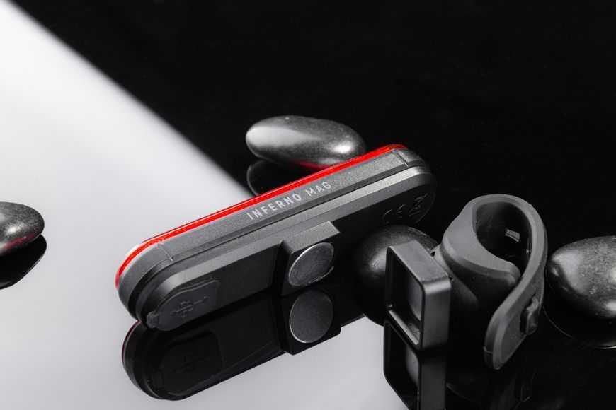Заднє світло ONRIDE Inferno 20 Mag чорний (100 lm, 700 mAh, Type-C), пластикове, кріплення на магніт 2526116104619 фото