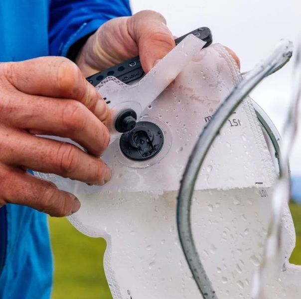 Гідратор FIDLOCK hydration bladder 1,5л, чорний 4251207 403330 фото