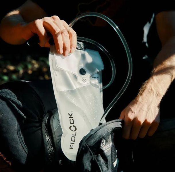 Гідратор FIDLOCK hydration bladder 1,5л, чорний 4251207 403330 фото