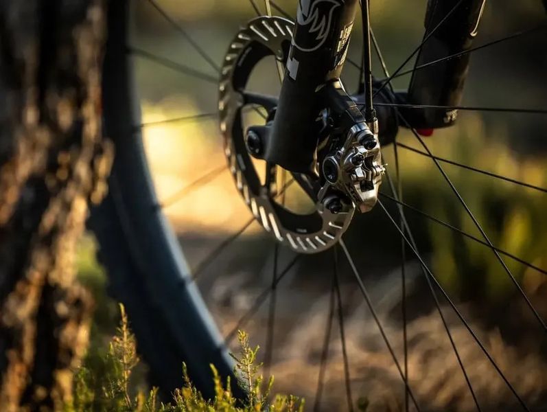 Тормоз гидравлический дисковый Shimano M9200 XTR заднее (правая ручка, калипер, J-kit гидролиния 1700мм) IM92001JRRXRA170 фото