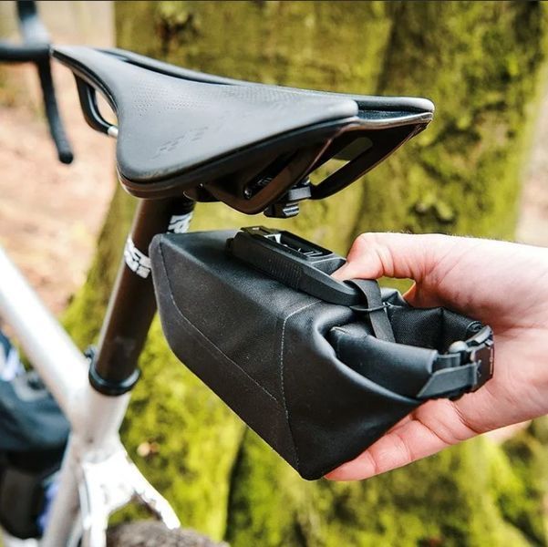 Підсідельна сумка на раму FIDLOCK PIN CLIP saddle bag S (Single), чорний (без кріплення) 4251207 405655 фото